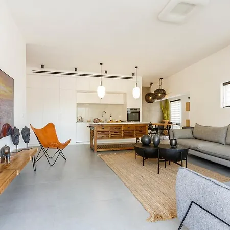 תל אביב Localz - Bazel Central Apartment With Balcony מראה חיצוני תמונה