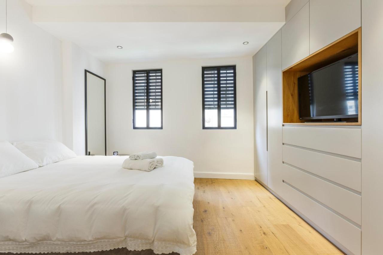 Localz - Bazel With Balcony Apartment Tel Aviv